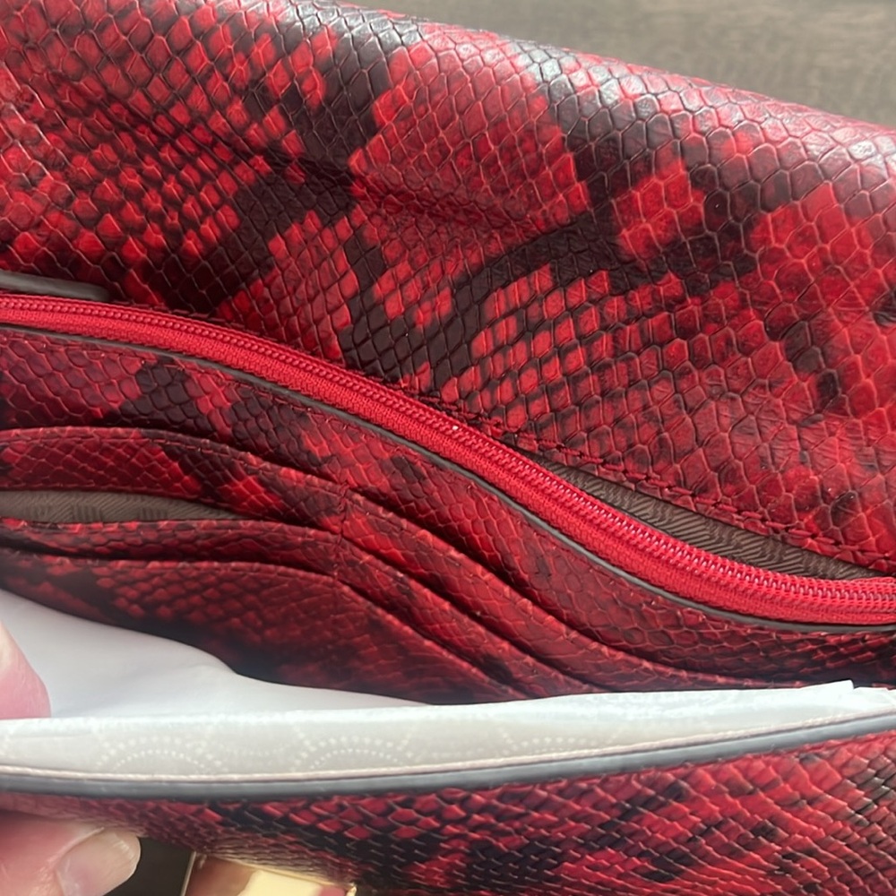 Handbag - Picture 5 of 6
